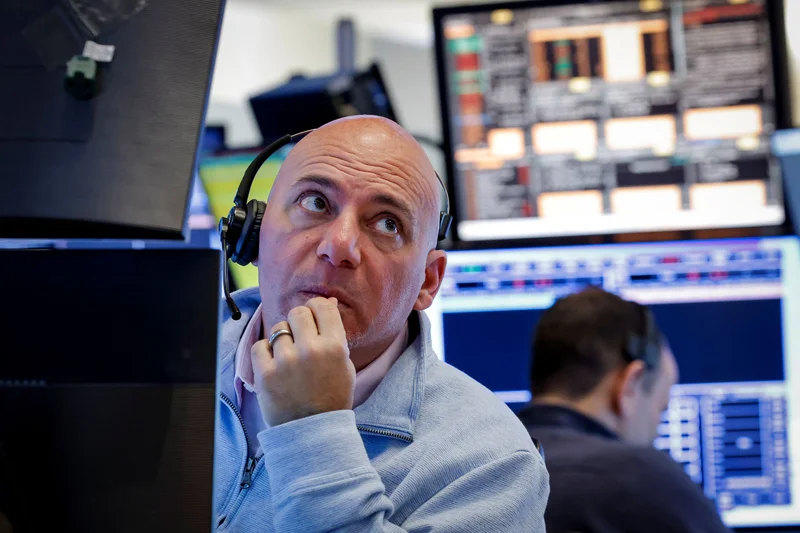 Why CME's Glitch Shows Market Resilience - Traders React